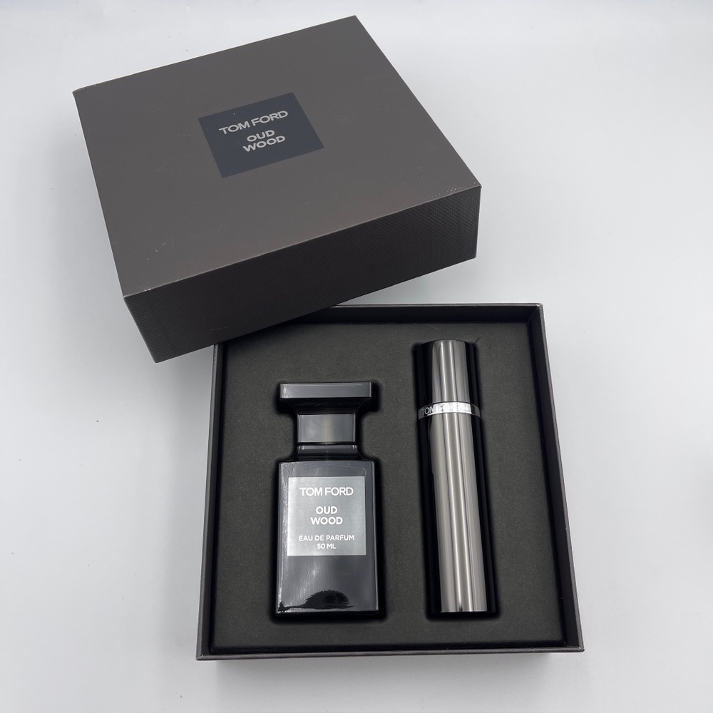NEW Tom Ford Oud Wood Gift Set Eau De Parfum 50ml + 10ml Travel Spray perfume